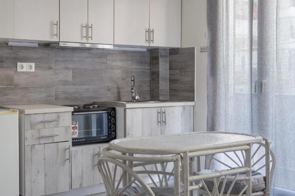 Lovely Studio Apartment For 2 Ppl In Atena Exterior foto